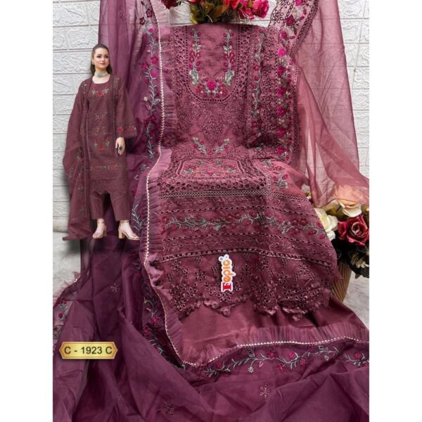 Pakistani Replica Suits Wholesalers Surat